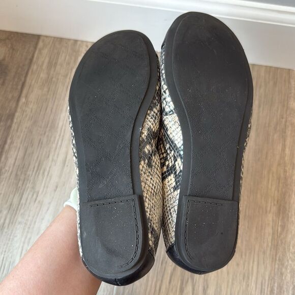 Vionic Minna Snakeskin Leather Ballet Flat Cap Toe Slip On Career Office Size 6 - Picture 9 of 9